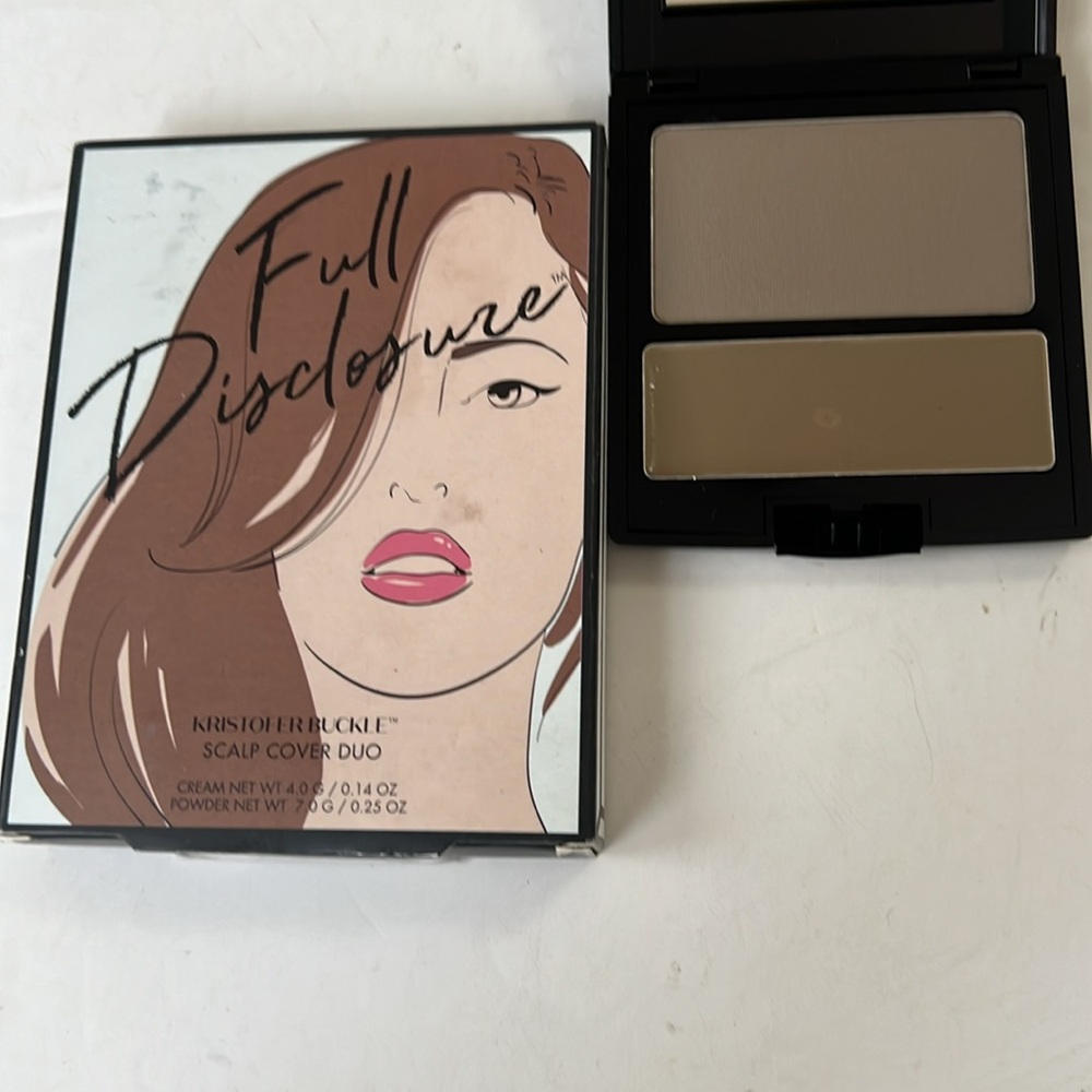 KRISTOFER BUCKLE FULL DISCLOSURE SCALP DUO COLOR: SALT & PEPPER
